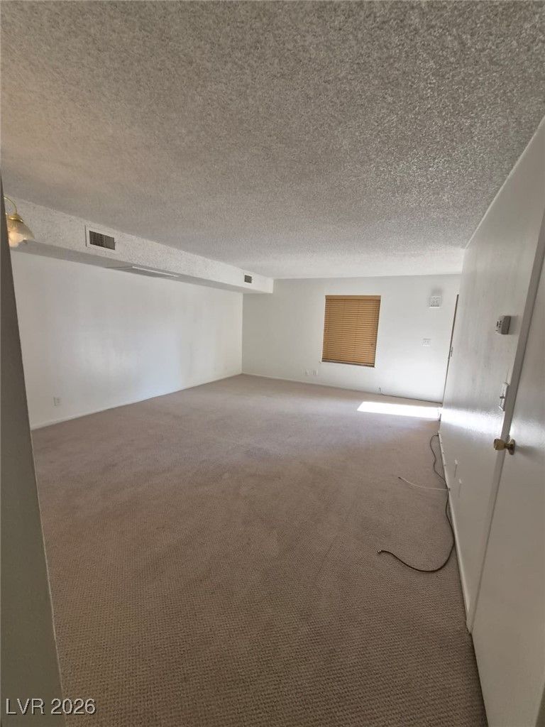 414 Pecos Way — photo 2 of 9
