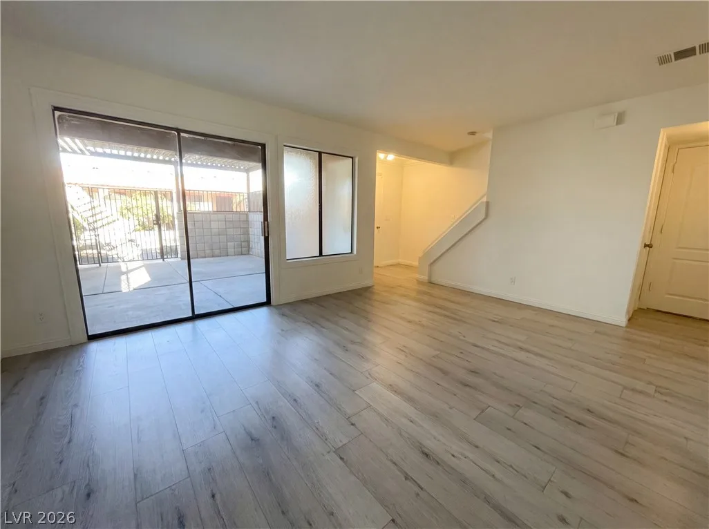 5097 Village Drive — photo 3