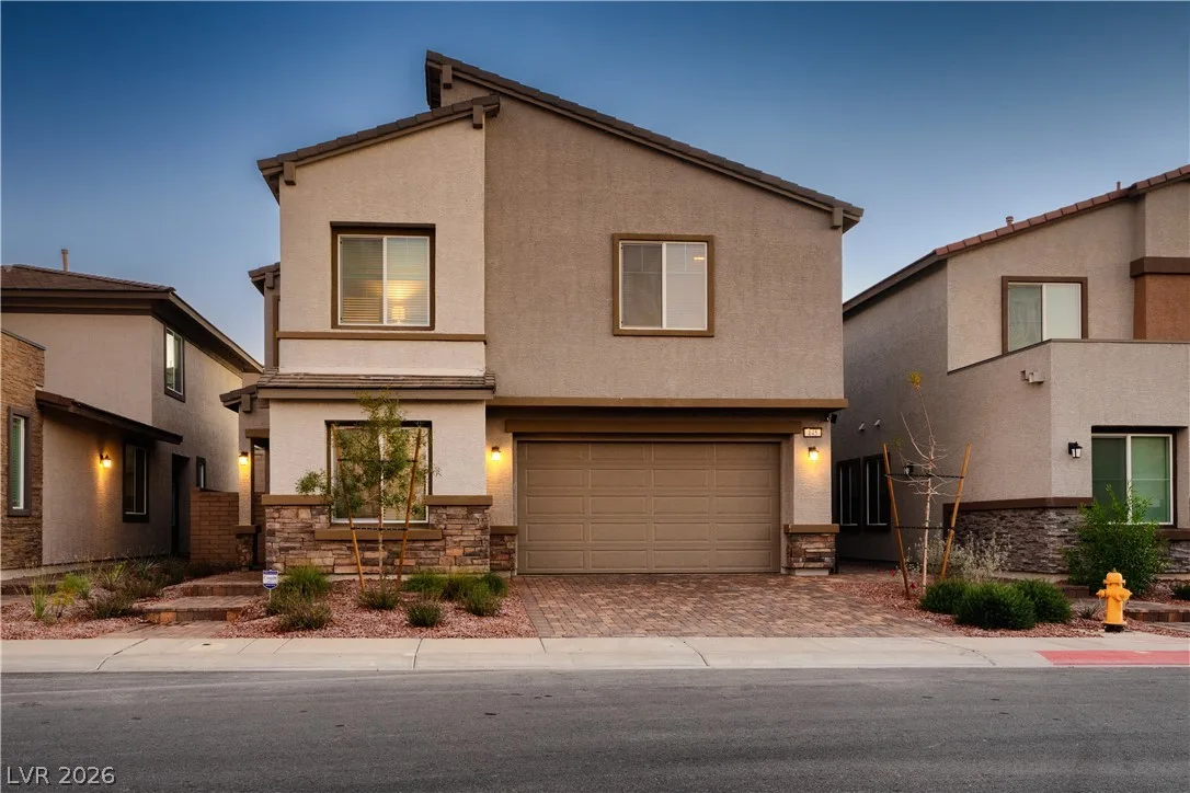 145 Rohan Crest Avenue — photo 4