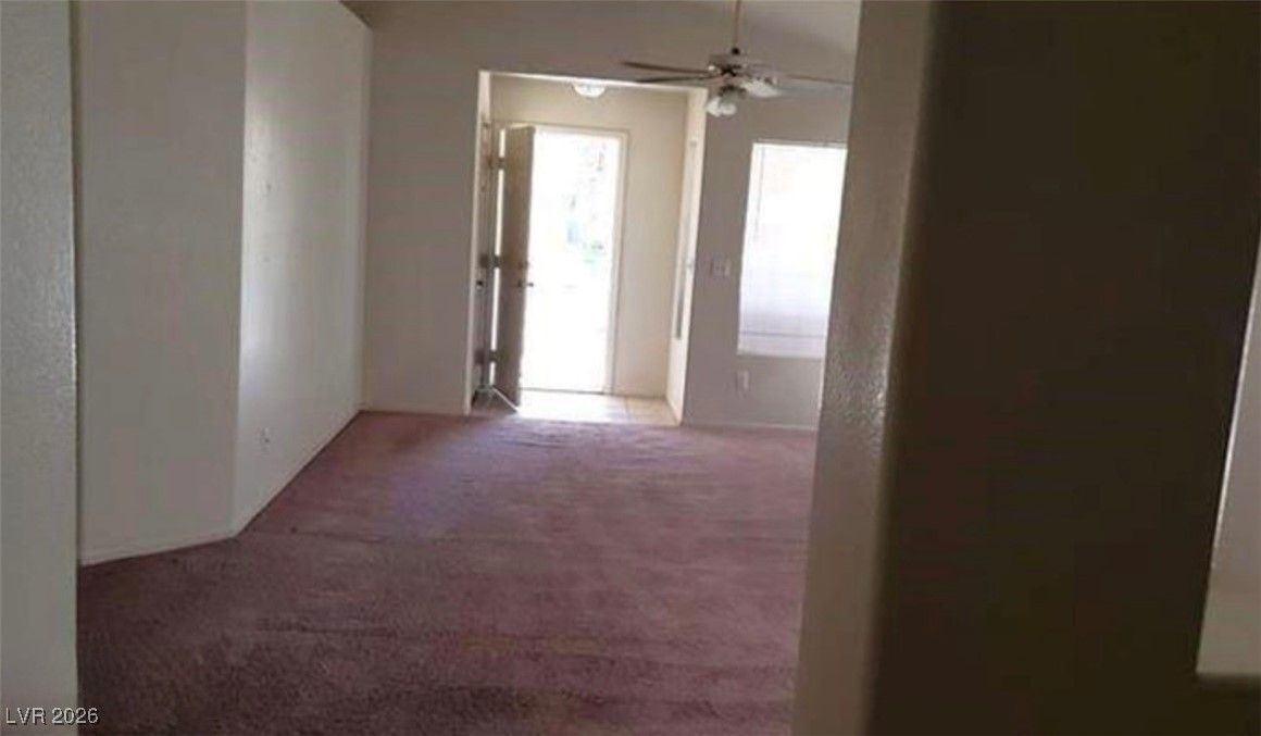 1013 Adobe Flat Drive — photo 3