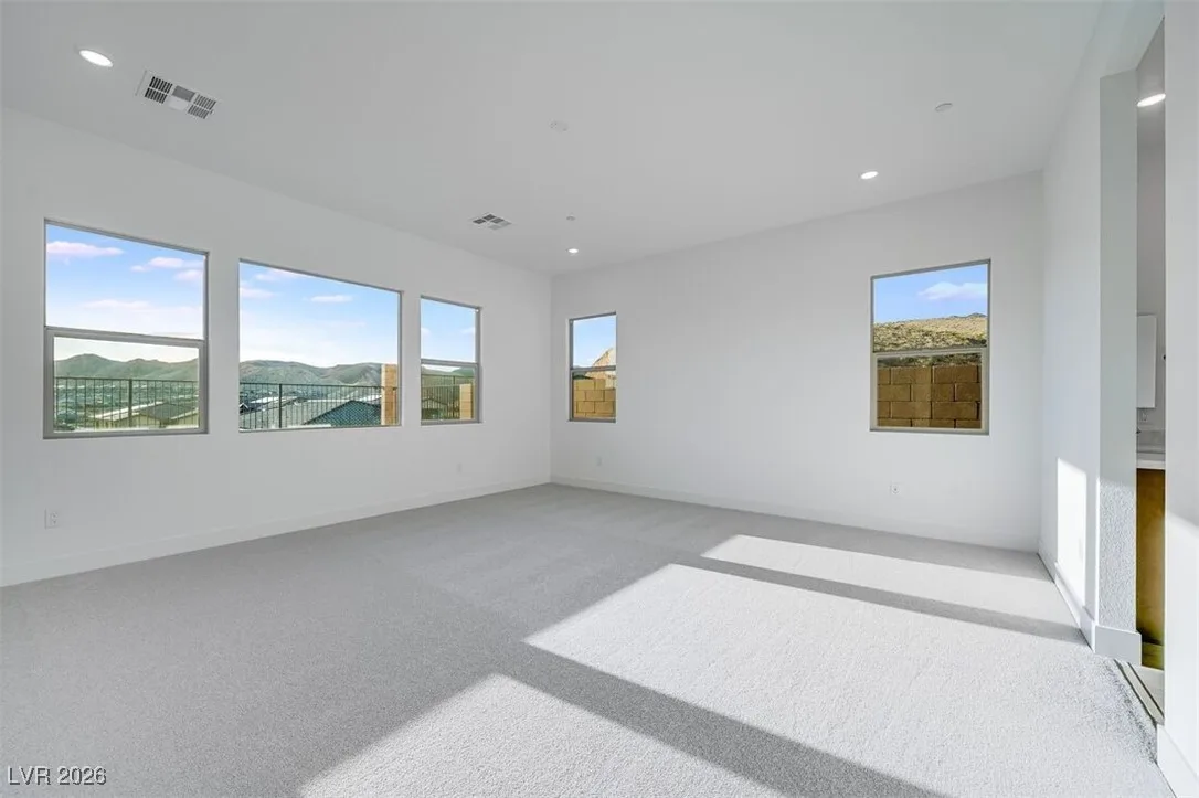 203 Paraggi Bay Drive — photo 4