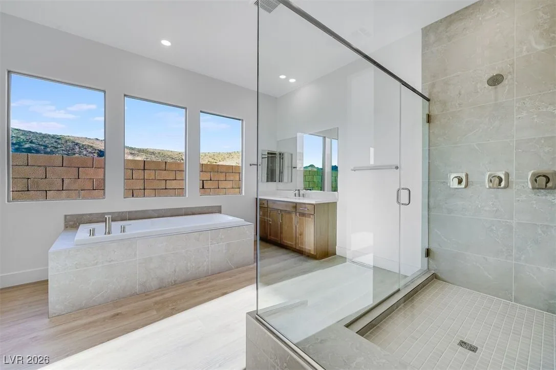 203 Paraggi Bay Drive — photo 5