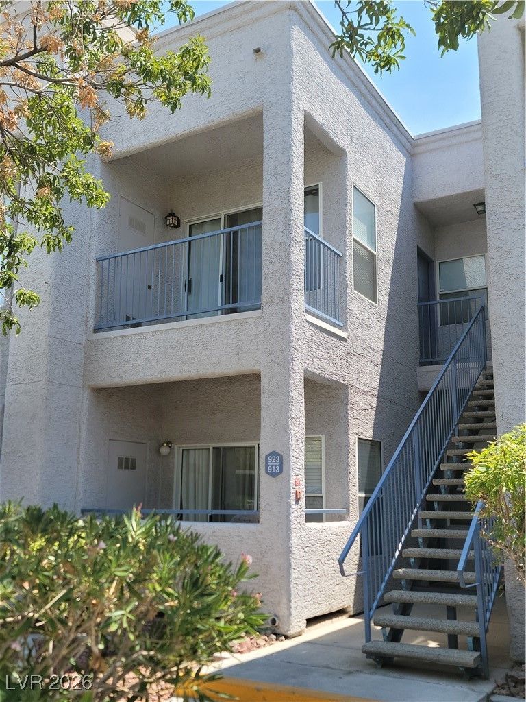 2201 Ramsgate Drive 923 — photo 1