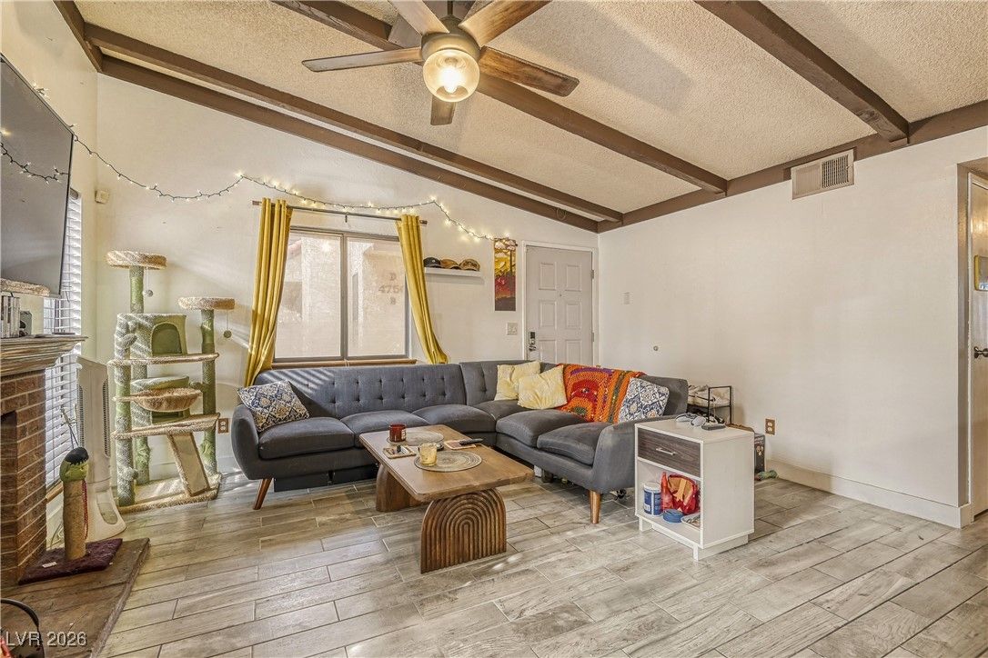 4748 Obannon Drive C — photo 5 of 19