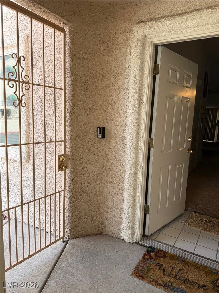 7806 Cliffside Court — photo 3