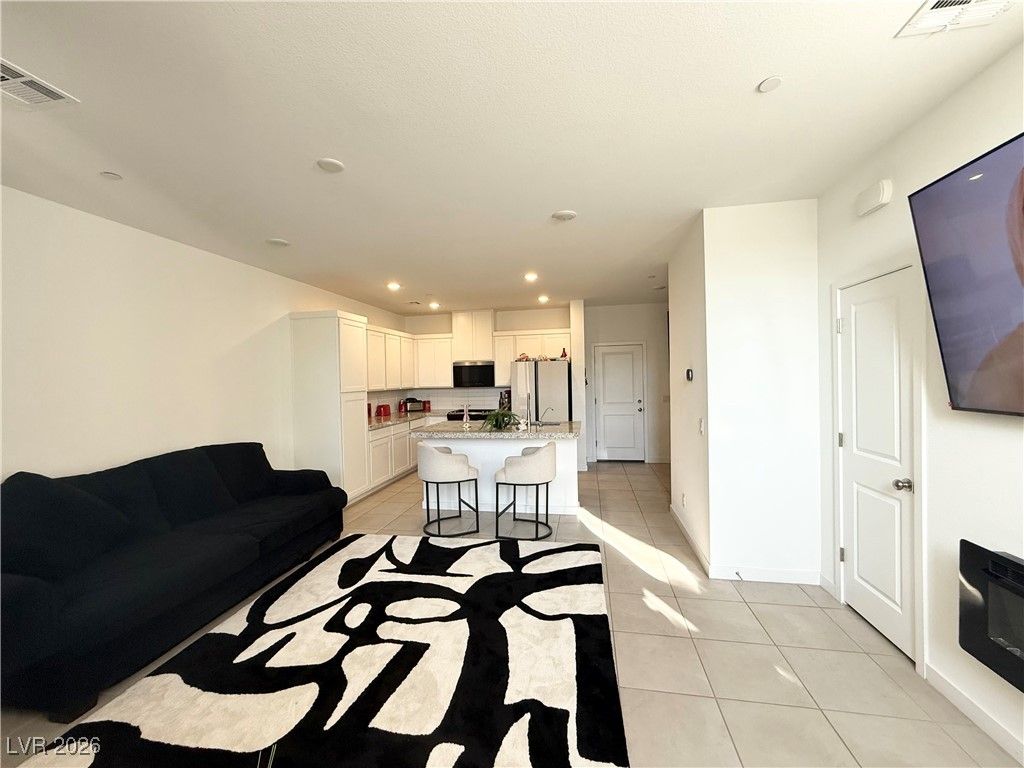 206 Freeport View Place — photo 4