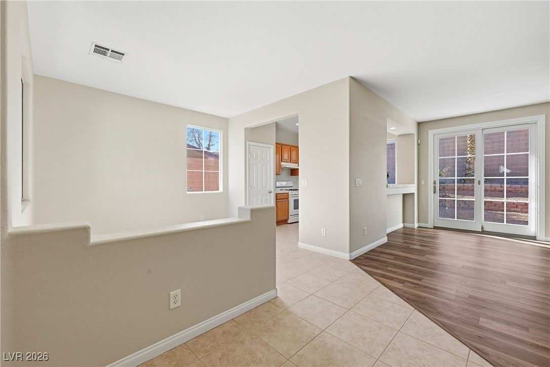 1077 Sweetgrass Court — photo 3 of 27