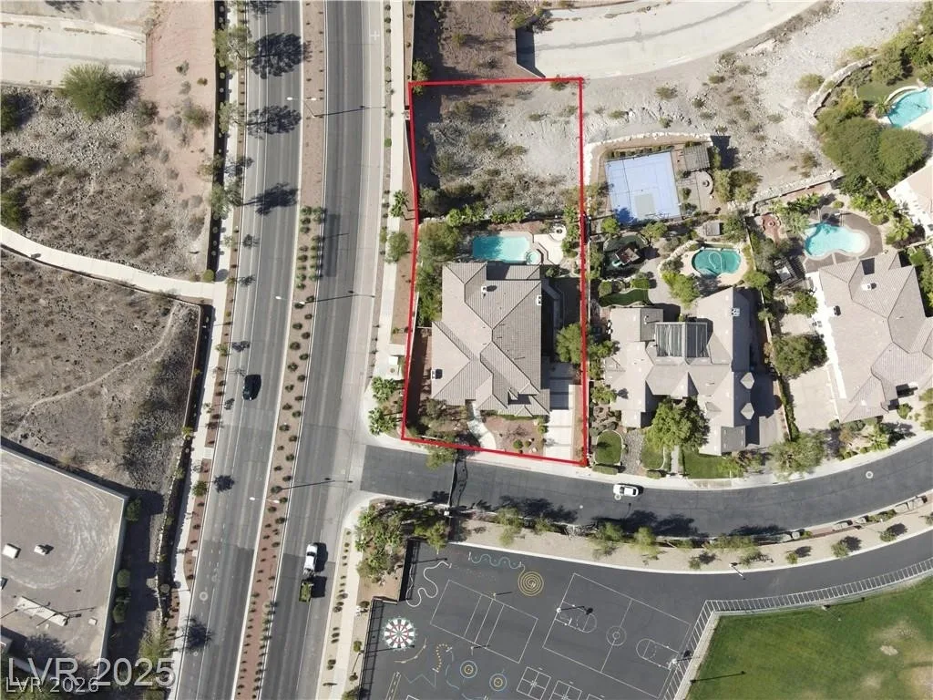 861 Majestic Ridge Court — photo 4