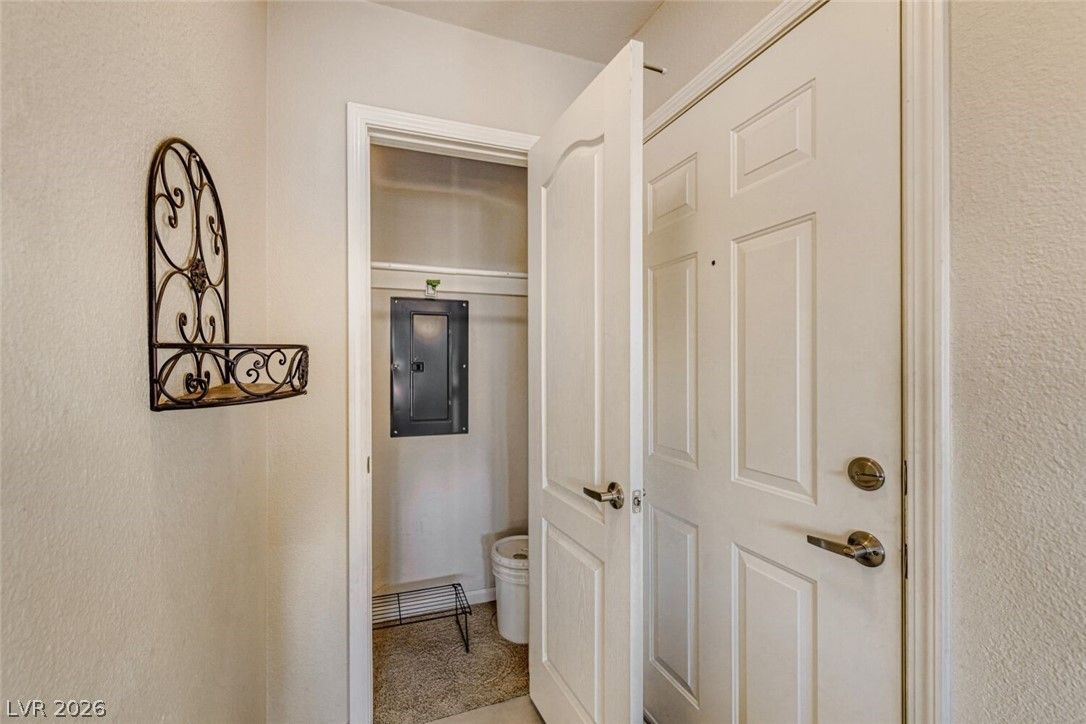 668 Oakmont Avenue 1706 — photo 3 of 28