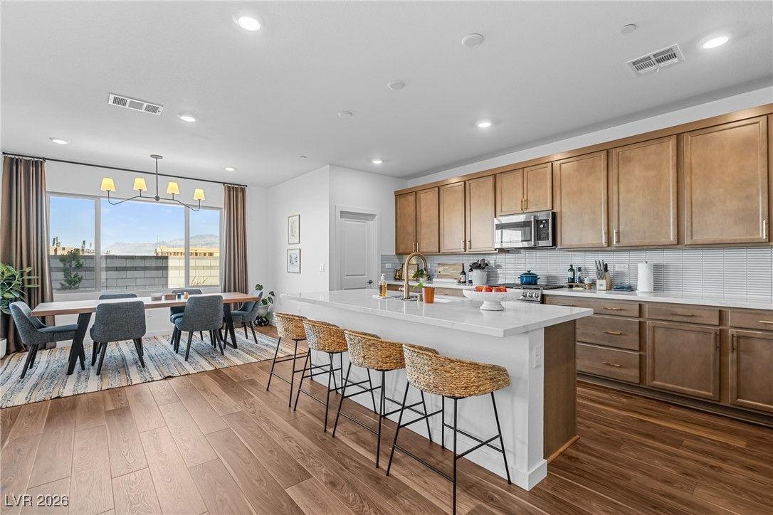 10416 Smokey Mariposa Avenue — photo 4
