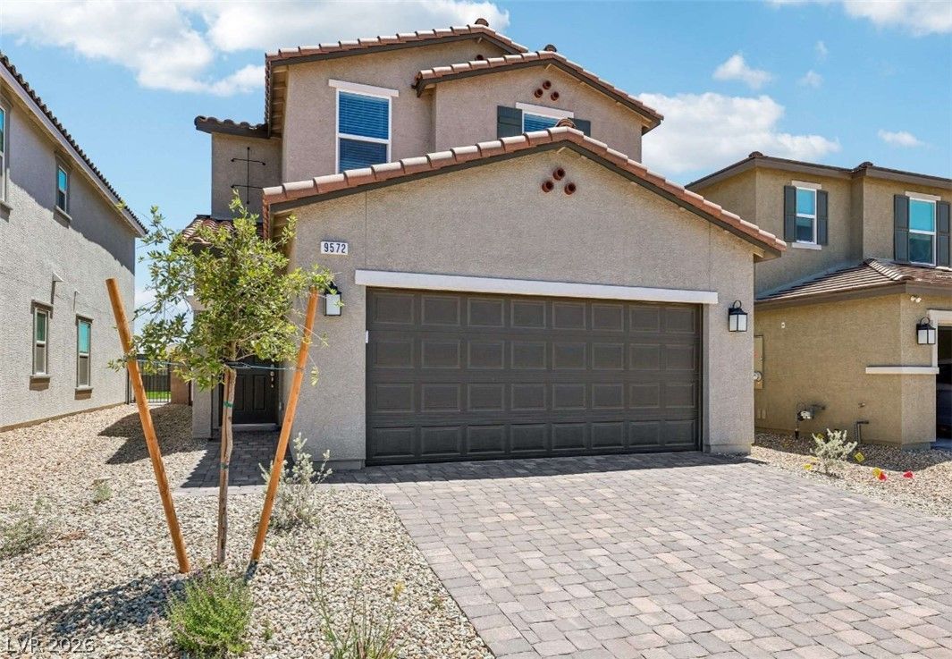 9572 Fiddleneck Court — photo 2 of 26