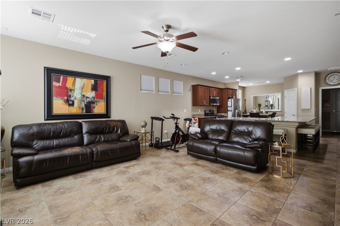 2061 Hunt Woods Court — photo 5 of 35