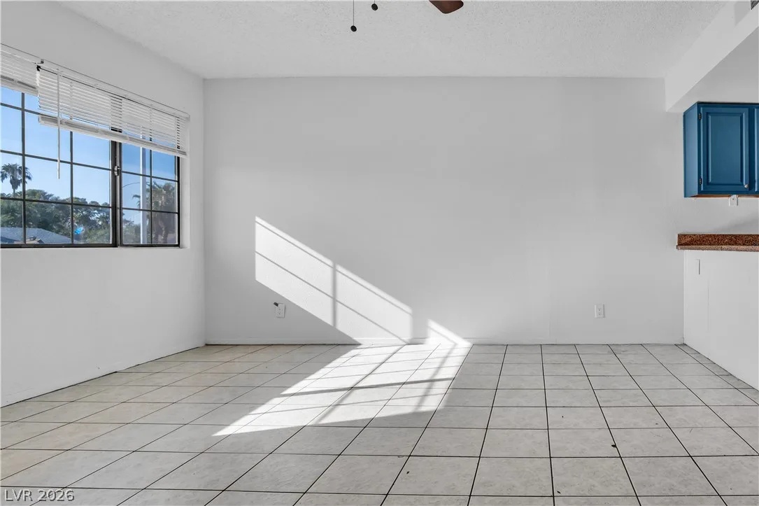 2221 North Jones Boulevard 3 — photo 2