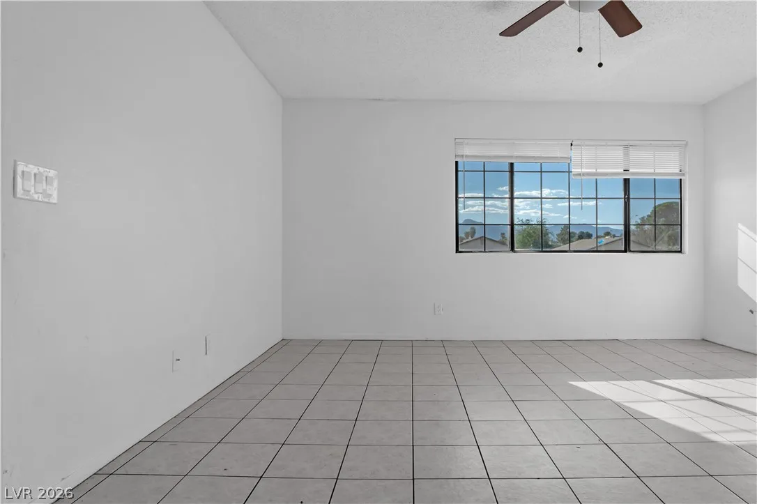 2221 North Jones Boulevard 3 — photo 3
