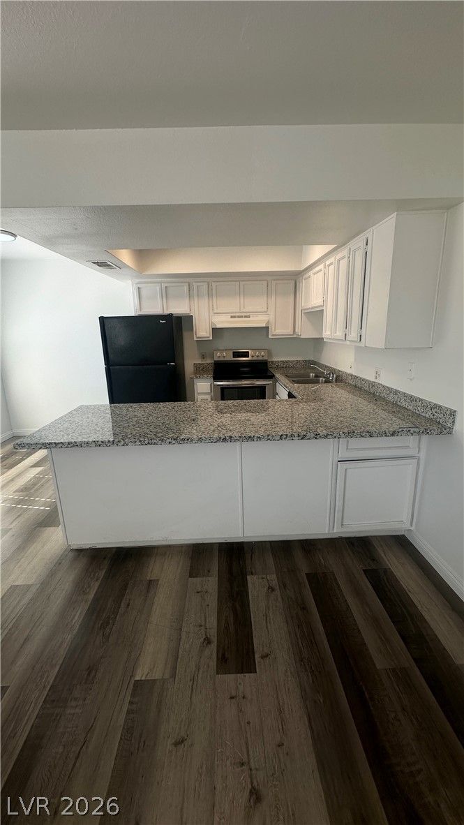 4300 North Lamont Street 233 — photo 4 of 9