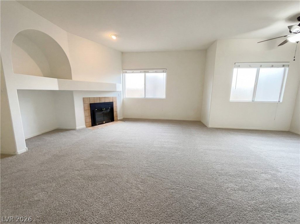 900 Heavenly Hills Court 106 — photo 4 of 20