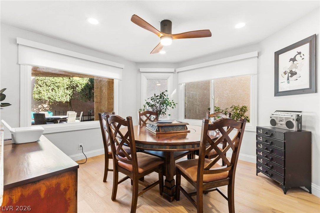 5090 Breakers Lane — photo 4