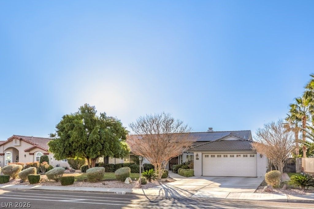 1016 Calico Ridge Drive — photo 3 of 33