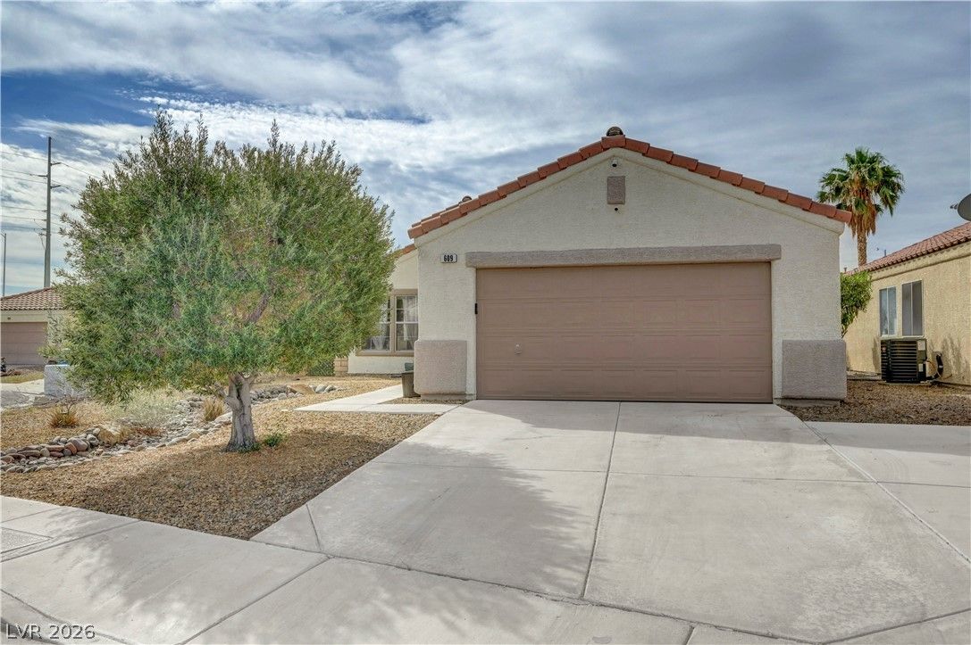 609 Moontide Court — photo 2