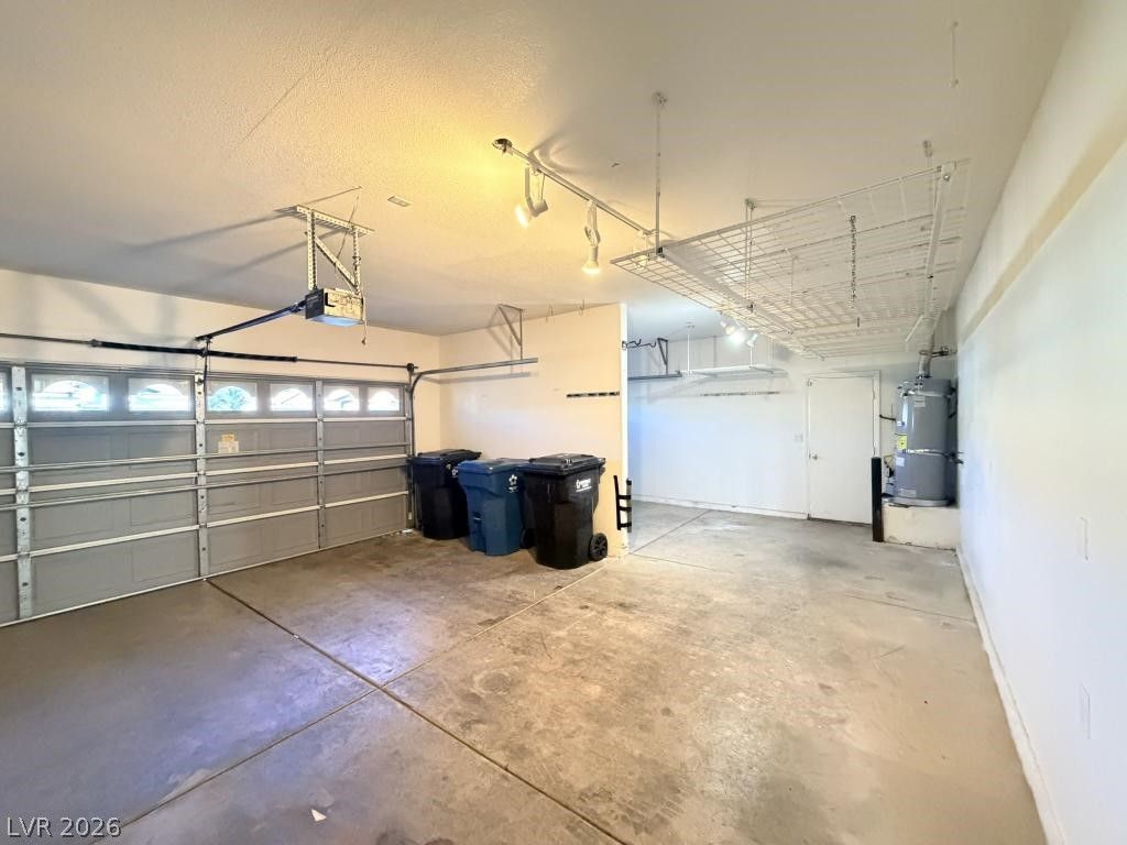 498 Melrose Heights Street — photo 3