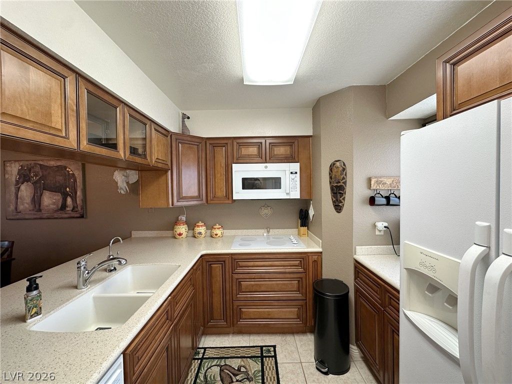 2076 Mesquite Lane 302 — photo 5