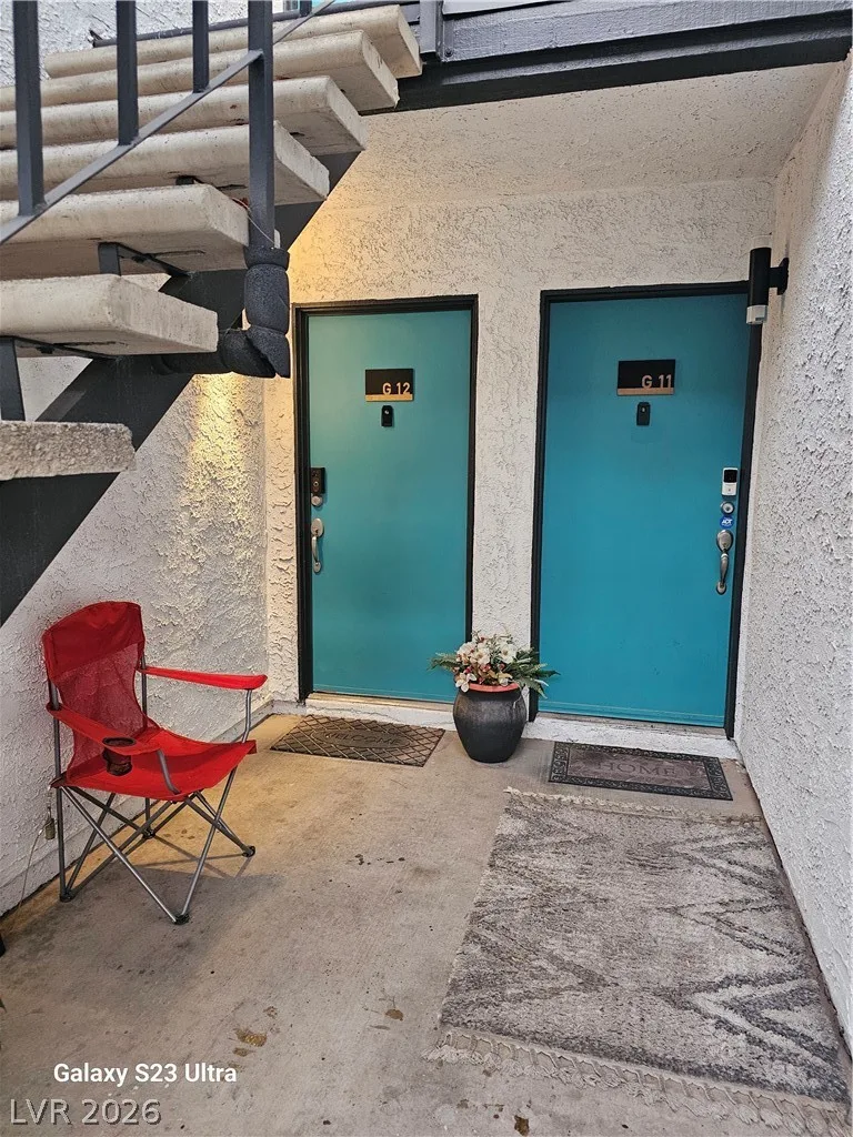 1455 East Katie Avenue G12 — photo 3