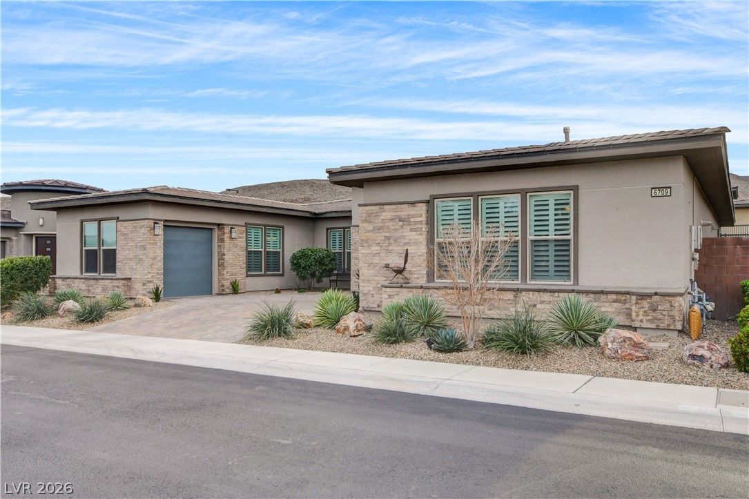 6709 Titanium Crest Street — photo 4