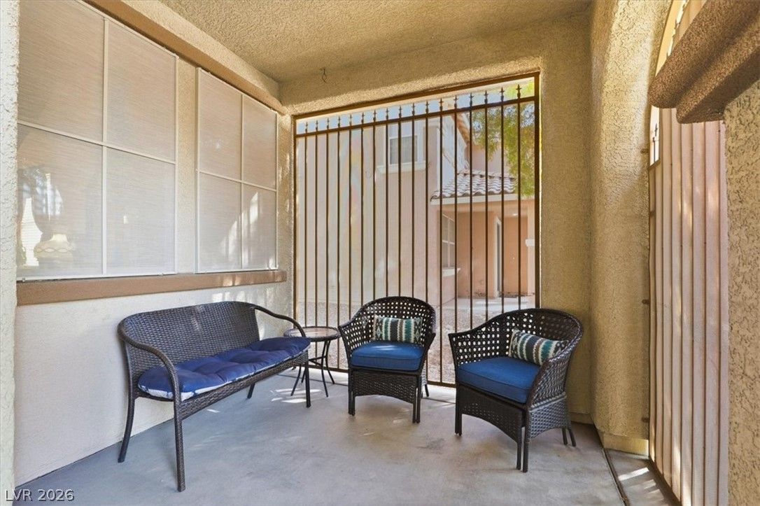6120 Silken Saddle Street — photo 4
