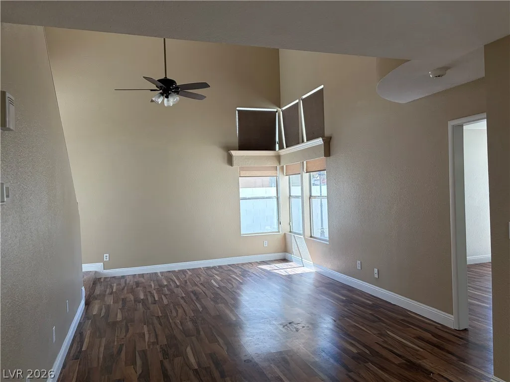 1685 Autumn Rust Drive — photo 3 of 23