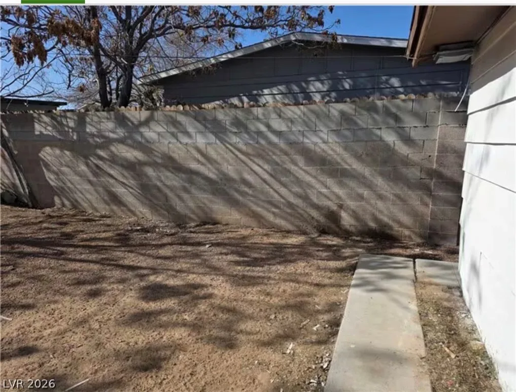 301 Lance Avenue — photo 2