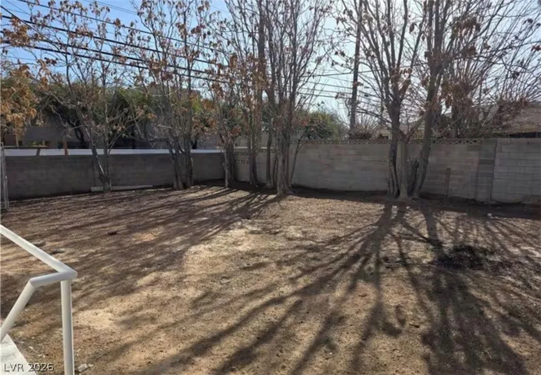 301 Lance Avenue — photo 3