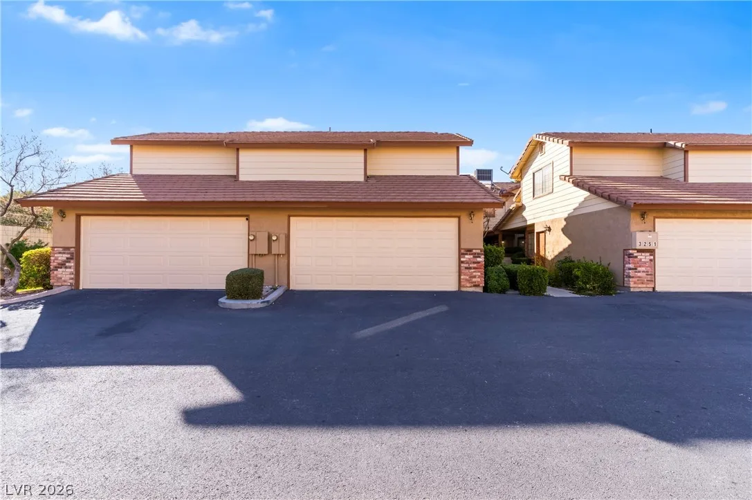 3251 Dawnflower Street B — photo 2