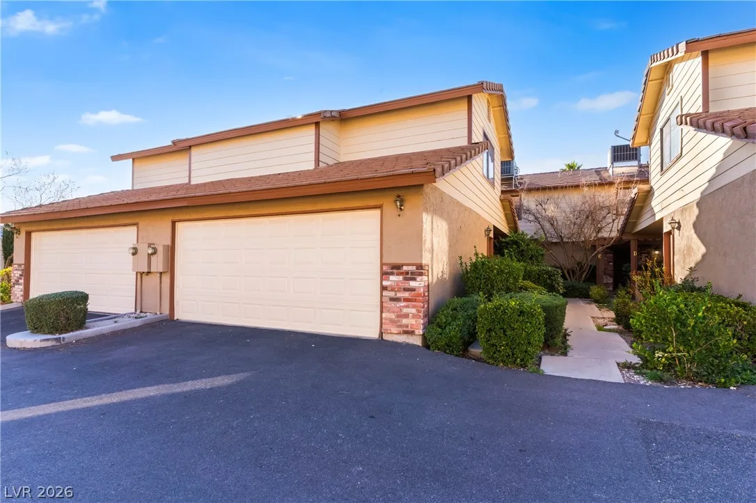 3251 Dawnflower Street B — photo 4