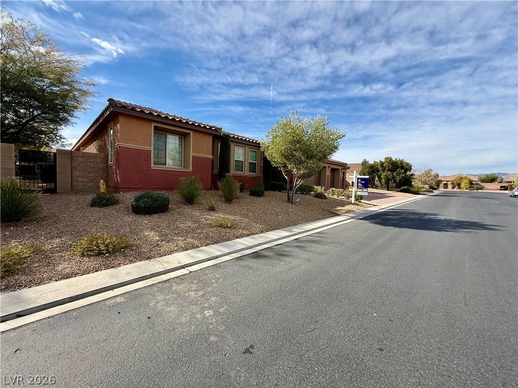 8455 Creekstone Court — photo 2