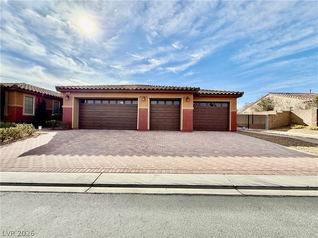 8455 Creekstone Court — photo 4