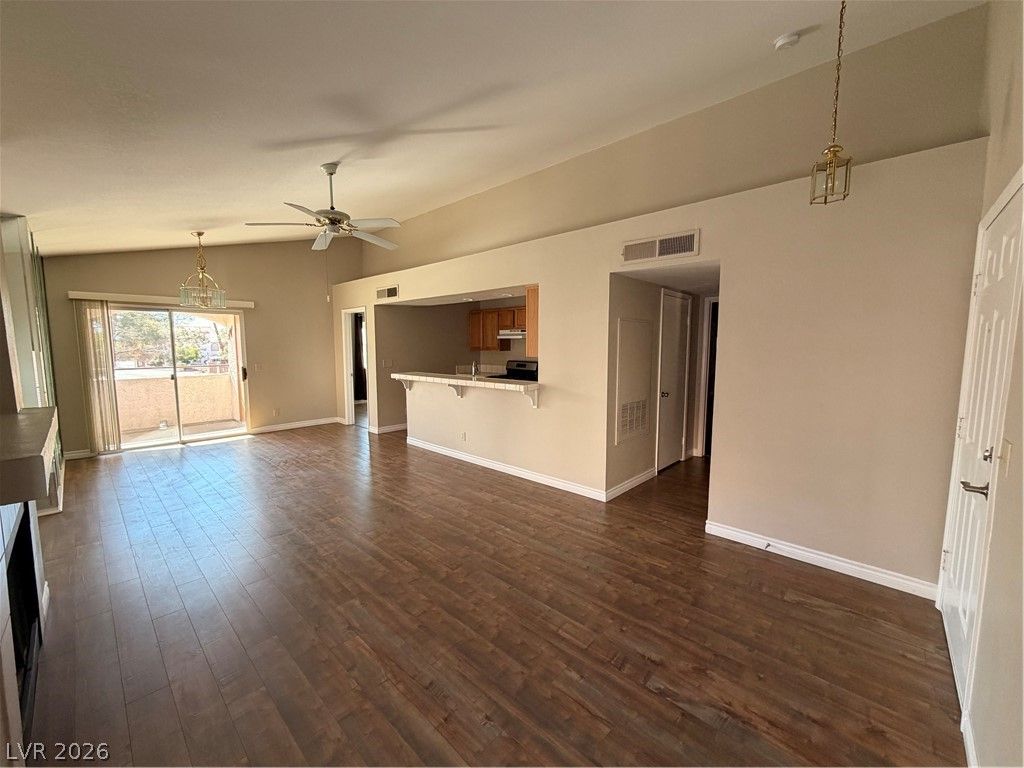 7570 West Flamingo Road 231 — photo 2 of 13