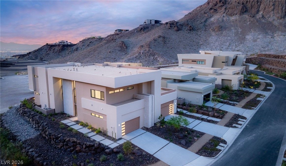 4 Kaya Canyon Way 15 — photo 2 of 21