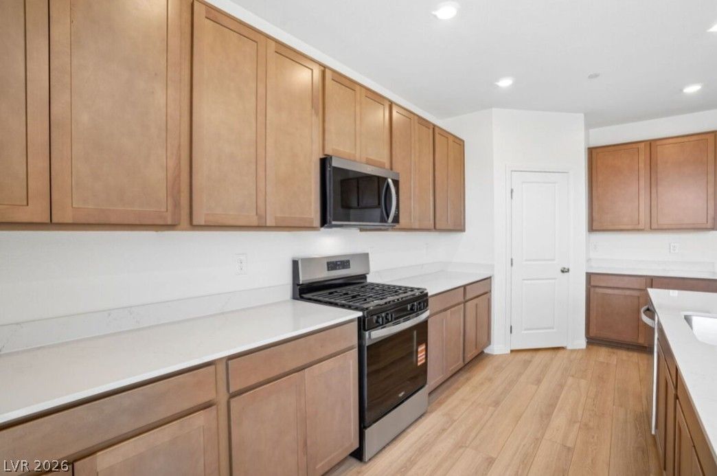 4039 Zebra Cactus Avenue — photo 3 of 24