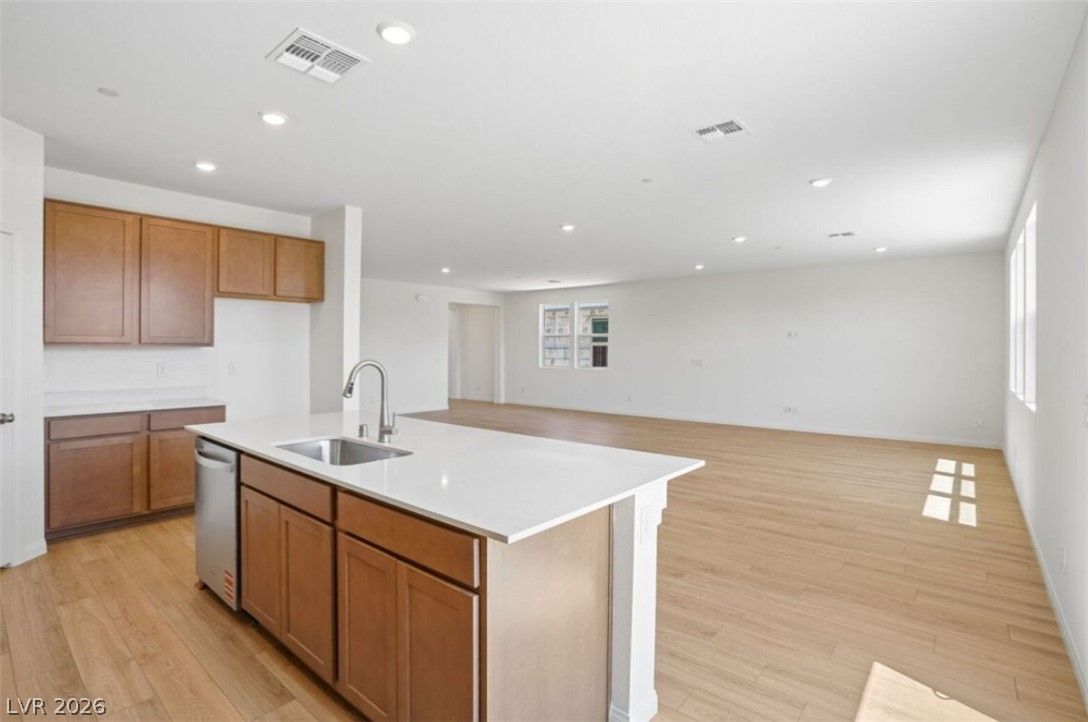 4039 Zebra Cactus Avenue — photo 4 of 24