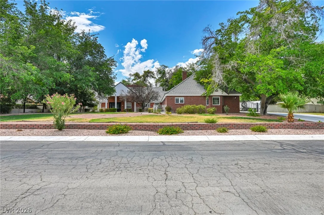 7229 Mira Vista Street — photo 2