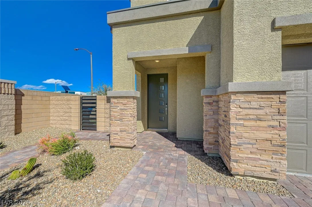 8878 Sasquatch Run Avenue — photo 4