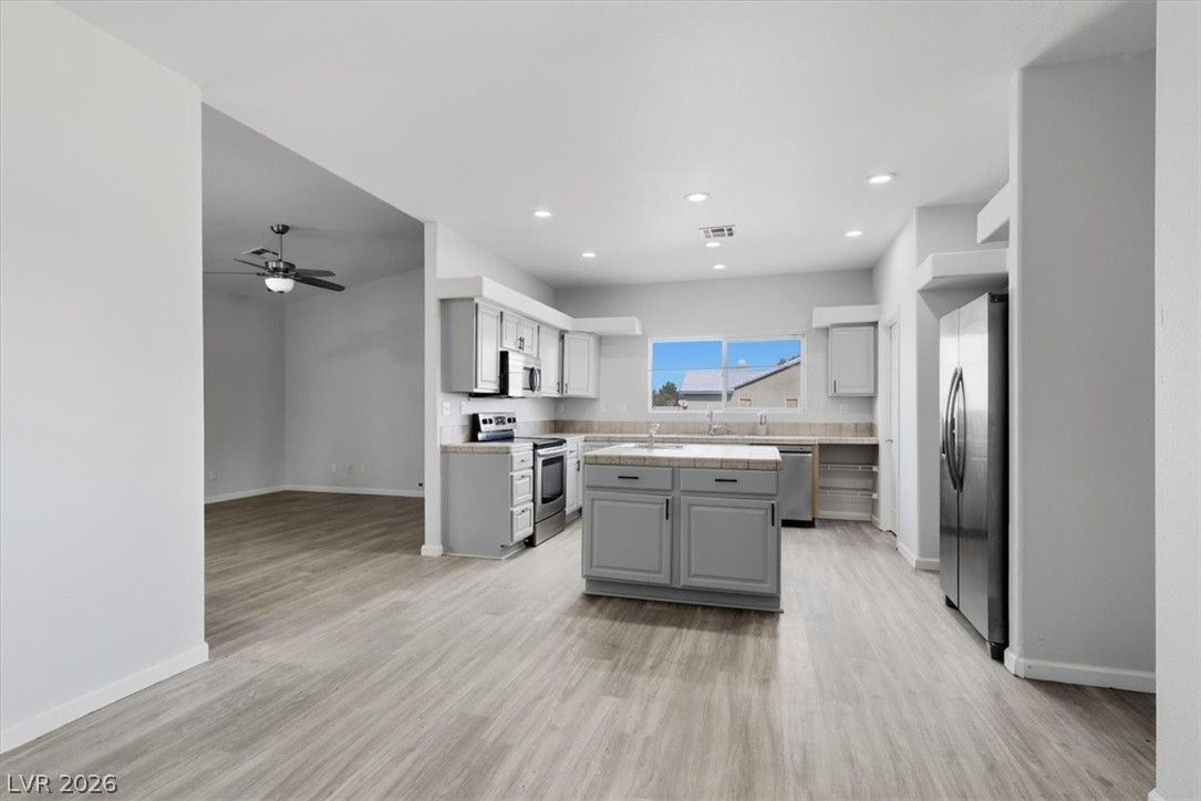 2940 Viva Place — photo 1