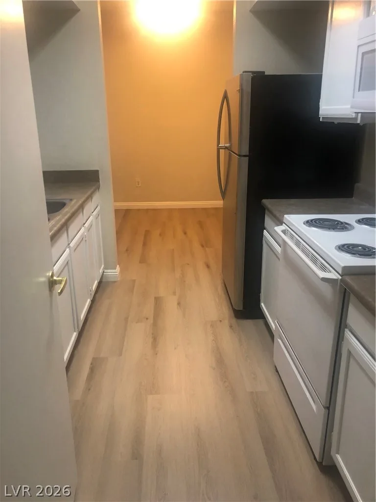 45 Maleena Mesa Street 1011 — photo 5 of 11