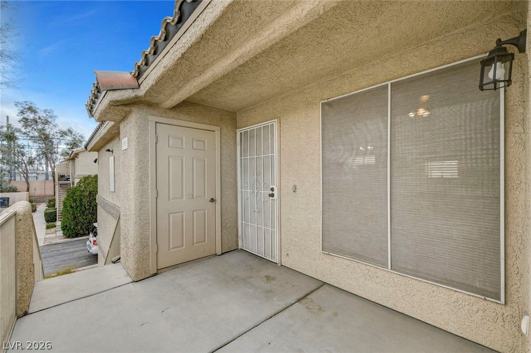 1401 North Michael Way 240 — photo 2