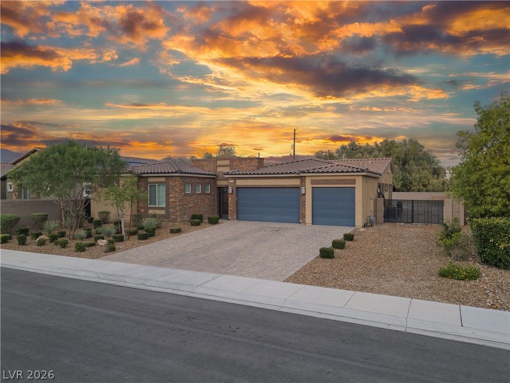 7026 Appaloosa Ridge Street — photo 2