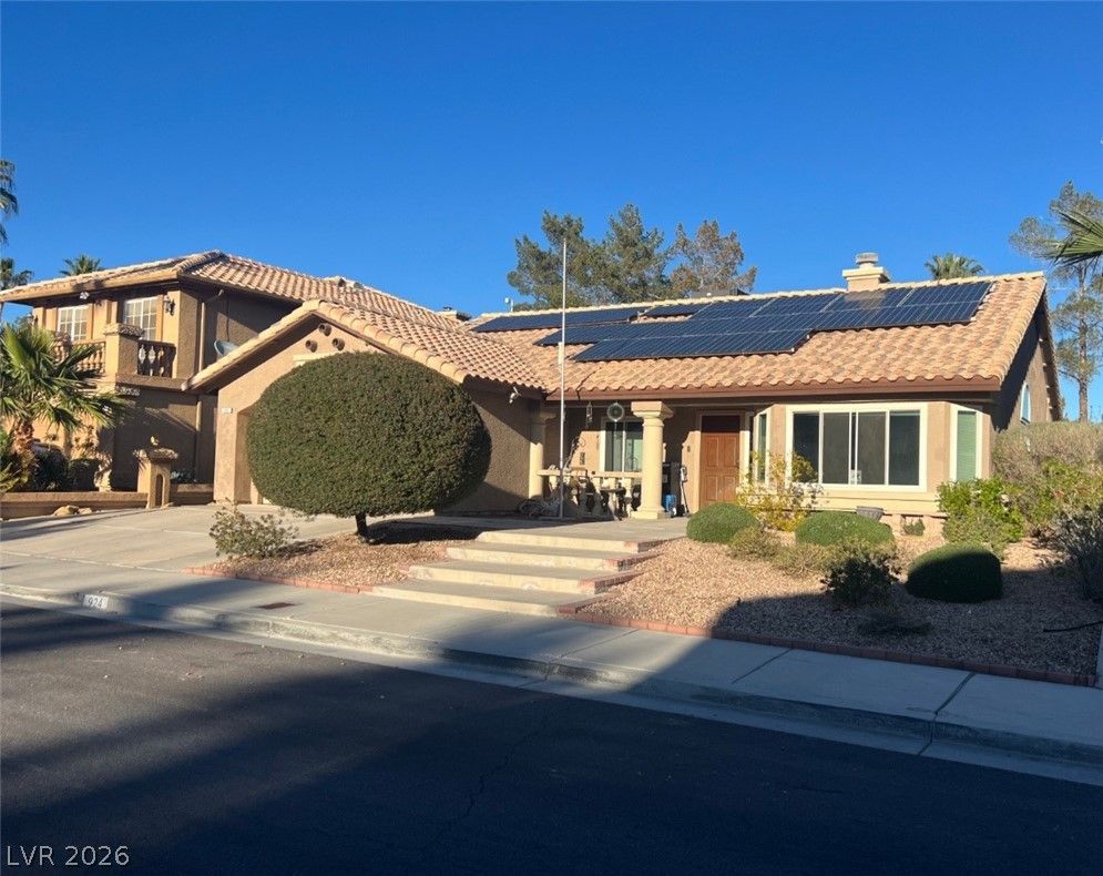 924 Sitting Bull Drive — photo 2