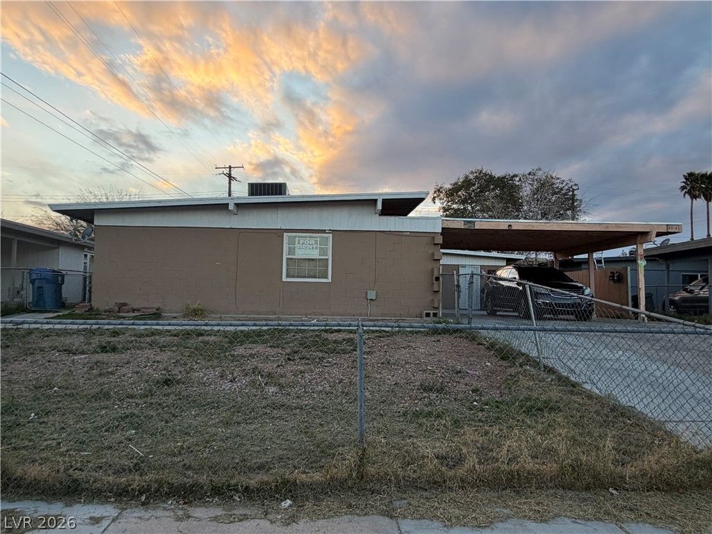 2204 South 15th Street — photo 3