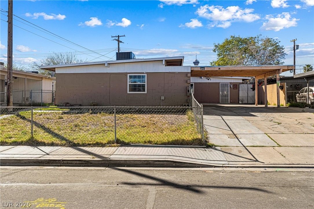2204 South 15th Street — photo 4