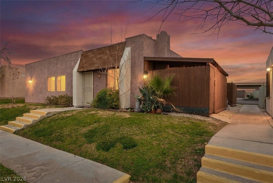 3631 Villa Knolls East Drive — photo 1