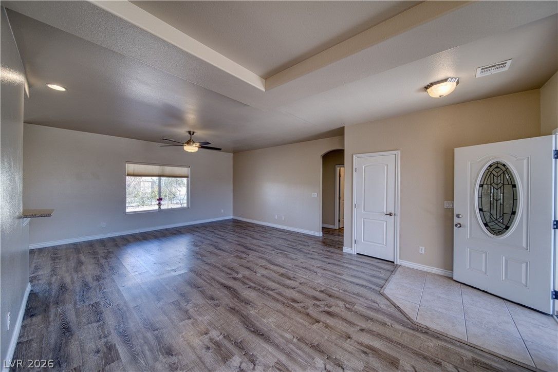 5670 Harrison Place — photo 2